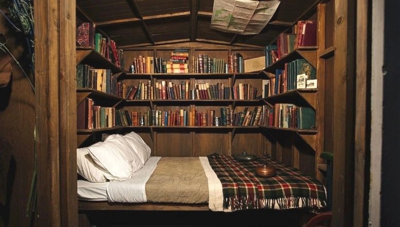 A Reading Nook That Lies About How Much You Read